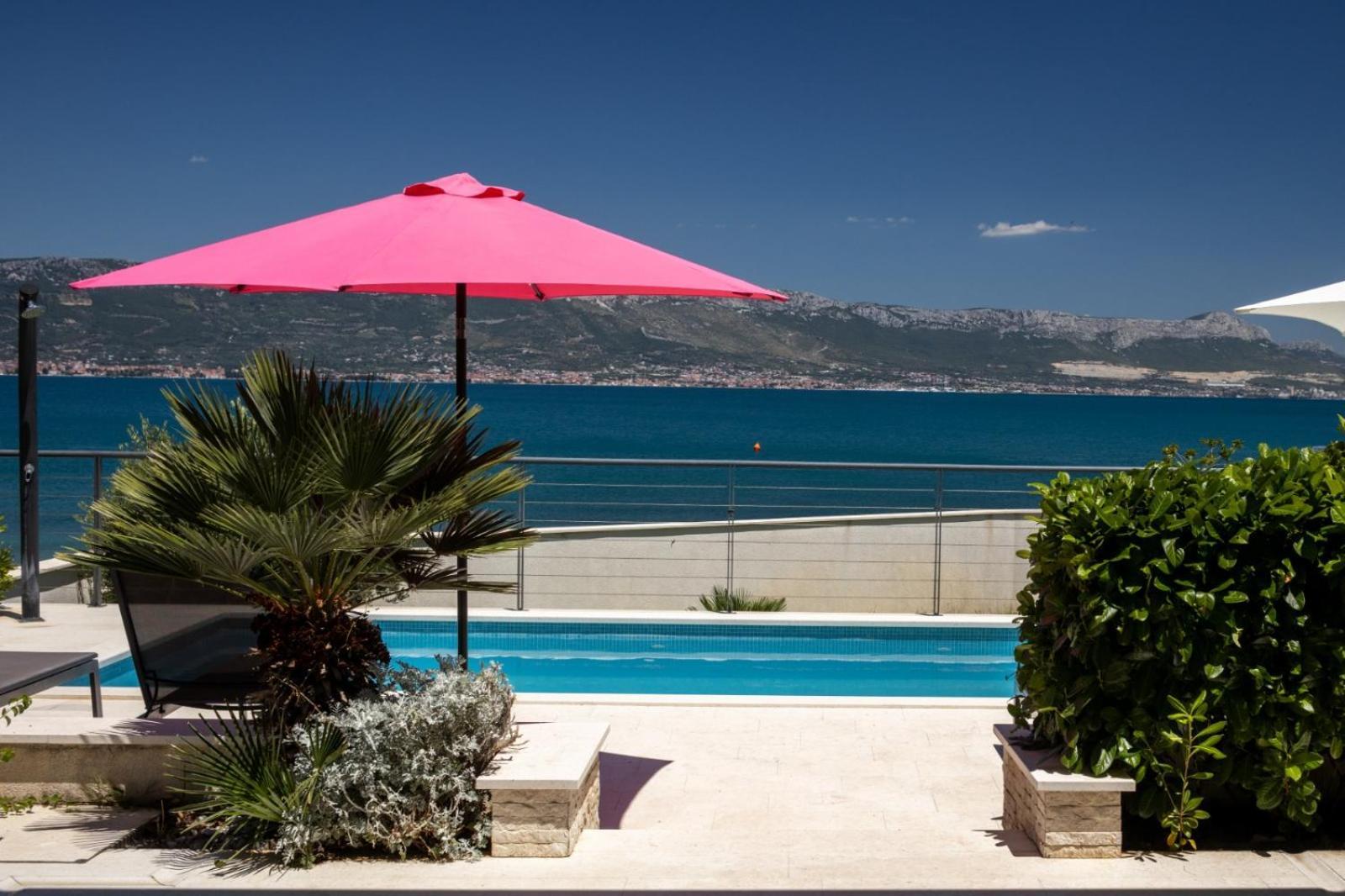 Acadia Beach Villas & Apartments Slatine Exterior foto